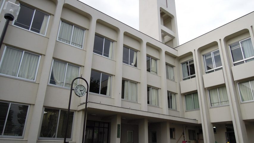 北陸学院大学 school banner