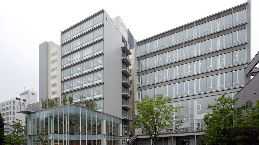宇都宮共和大学 school banner