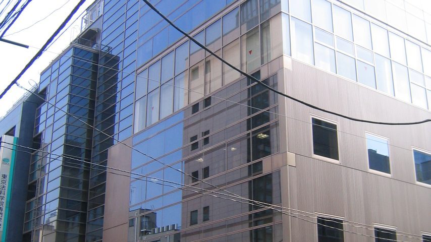 LEC東京リーガルマインド大学院大学 school banner