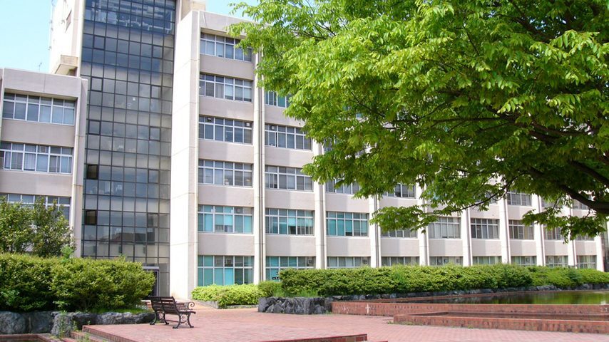 滋賀医科大学 school banner