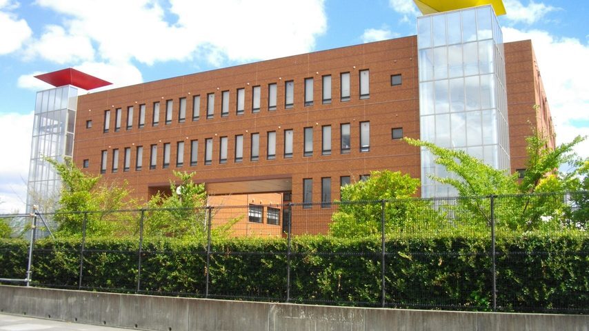 種智院大学 school banner